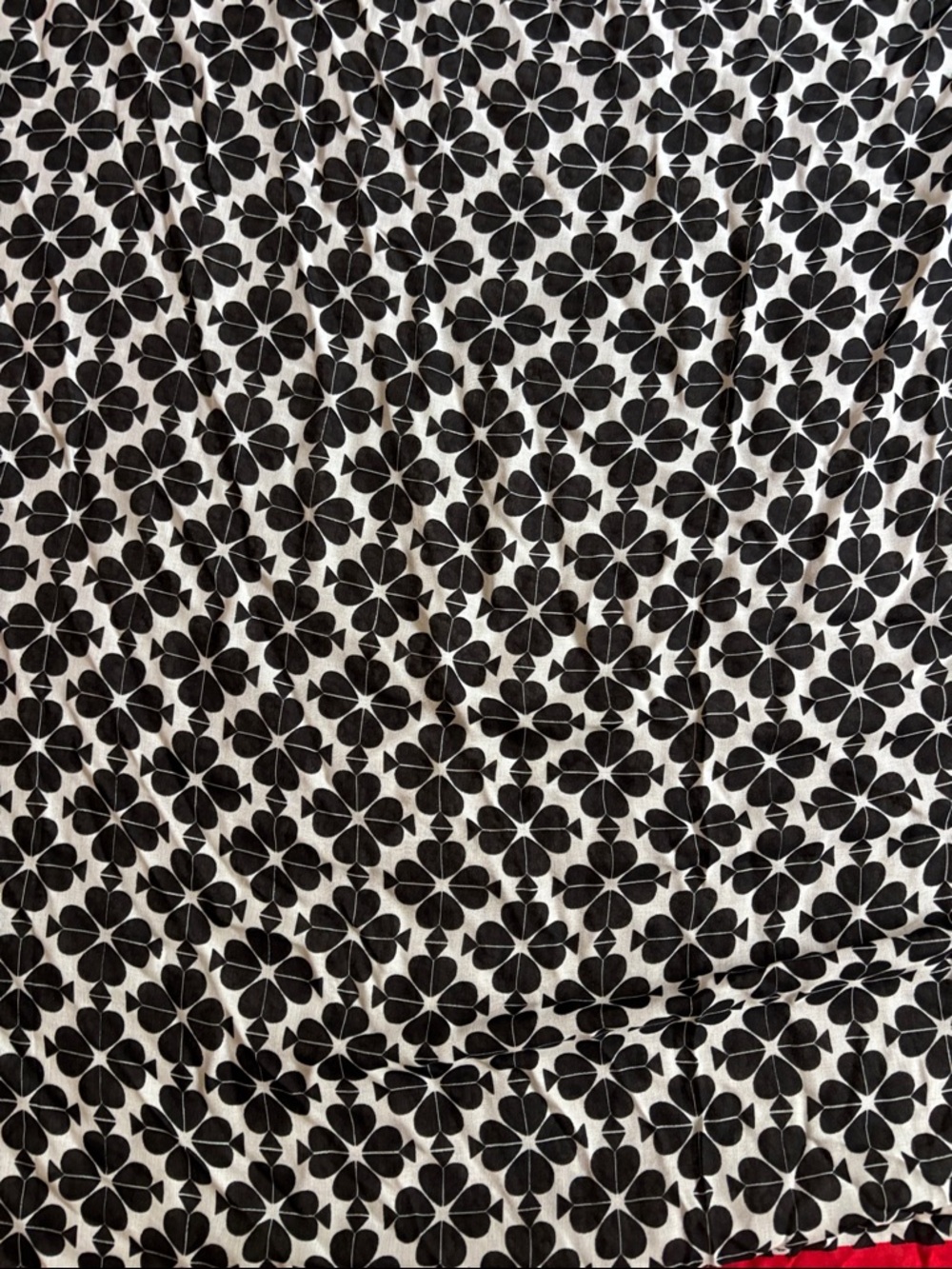 Kate Spade large Flower Cape / scarf in beautiful shades of pink - Picture 4 of 7